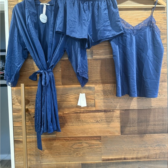 Flora Nikrooz Sabrina Blue Satin Robe Set with Lace Trim - Picture 4 of 6